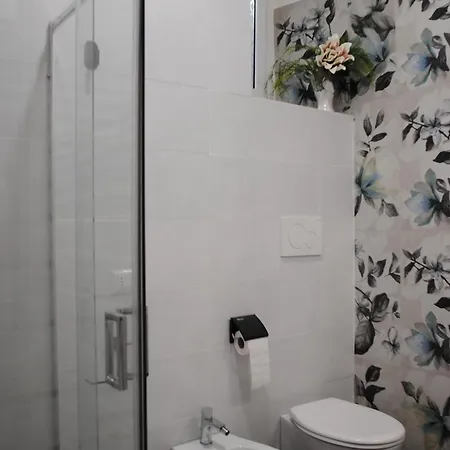 La Casetta Al Poggio Apartment *